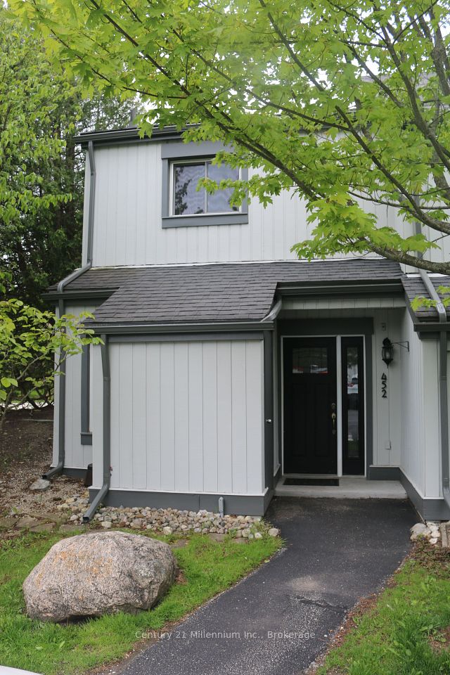 452 Oxbow