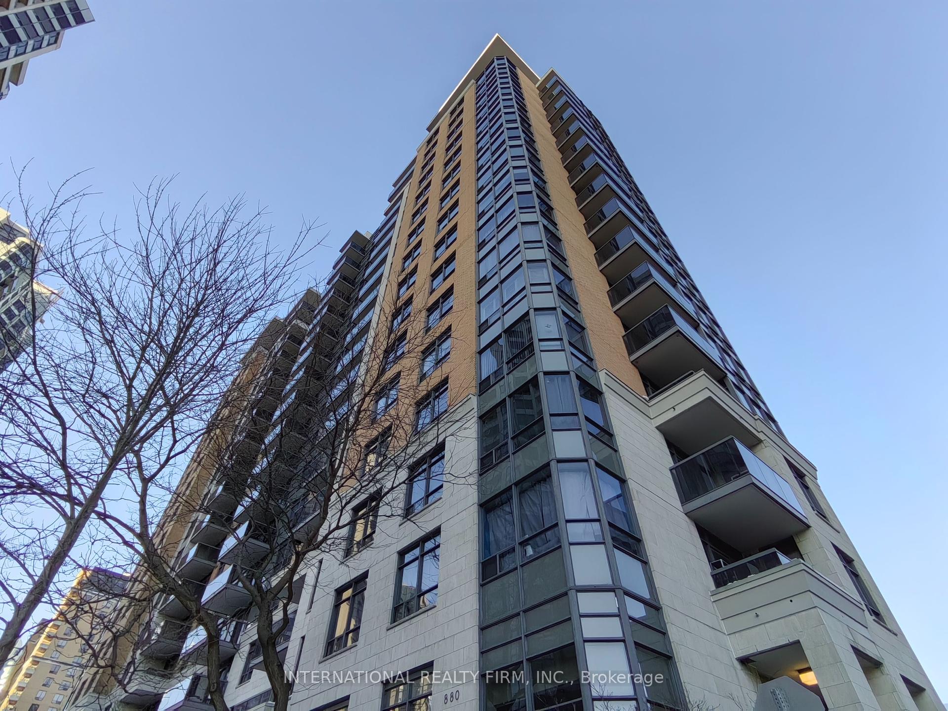 4 Bedrooms Condo at 880 Grandview, Toronto For sale
