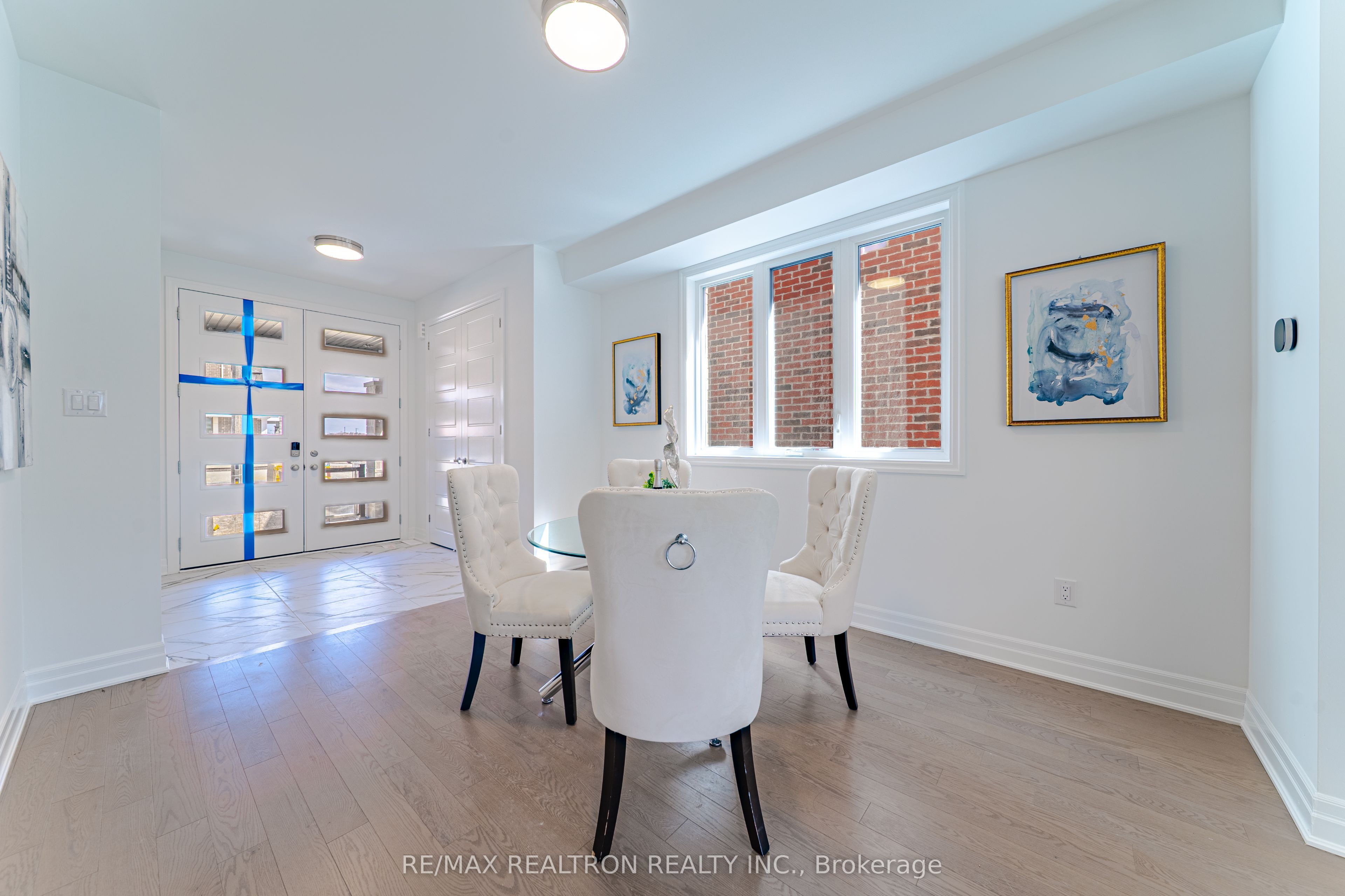 63 Greenridge Crescent