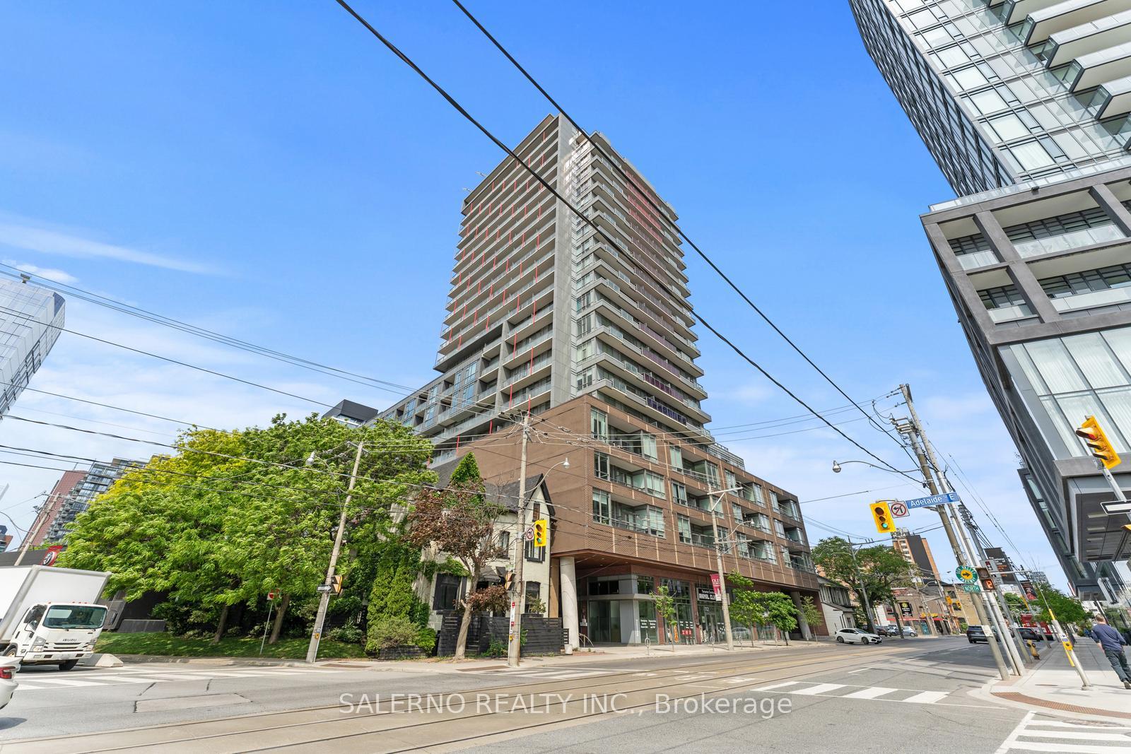 2 Bedrooms Condo at 120 Parliament, Toronto For sale