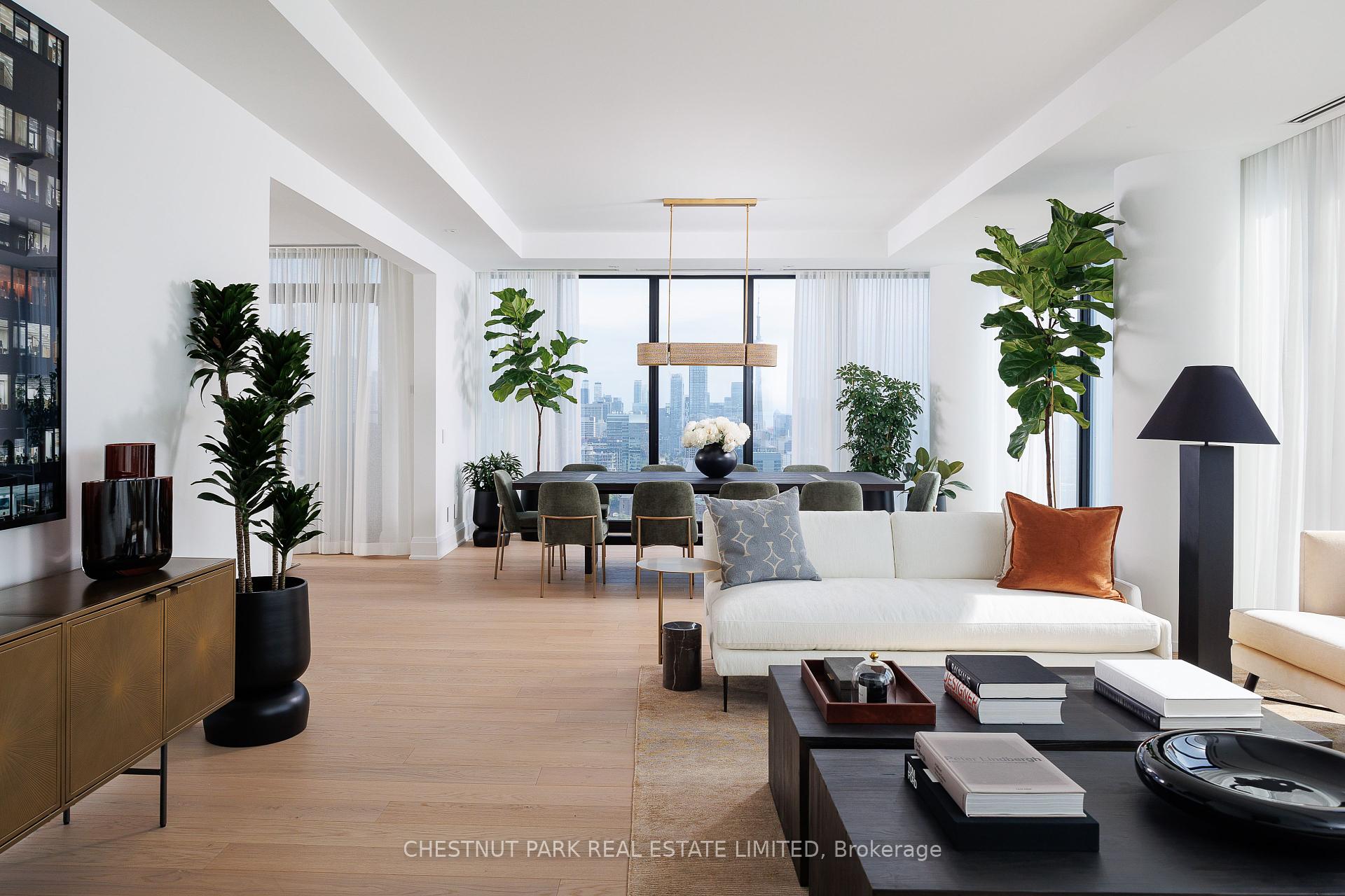 4 Bedrooms Condo at 200 Cumberland,  Toronto For sale