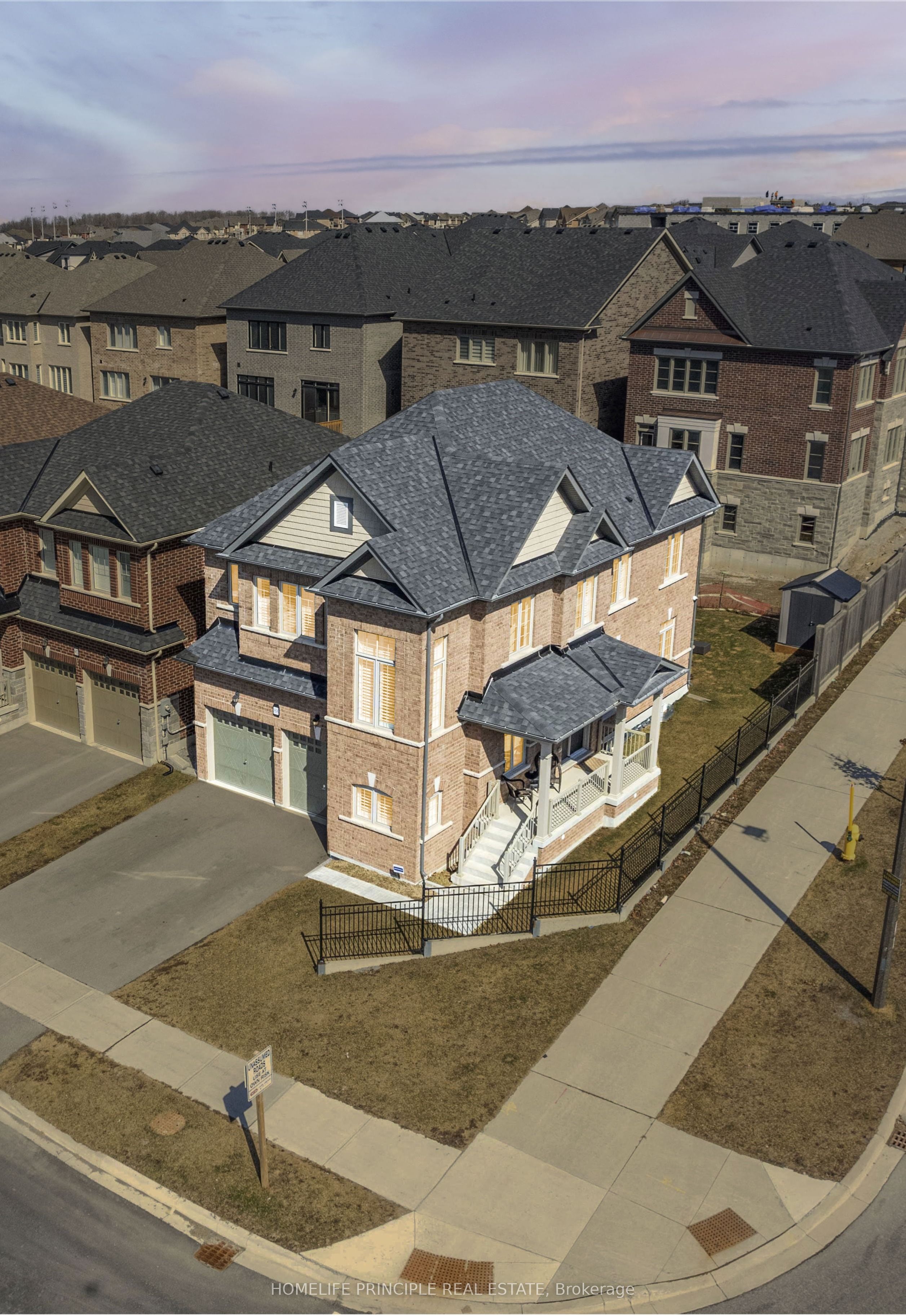 88 Ben Sinclair Avenue, East Gwillimbury Queensville