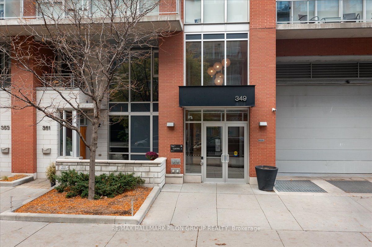 #527 - 349 Mcleod Street, OttawaCentre, ON K2P 0S1