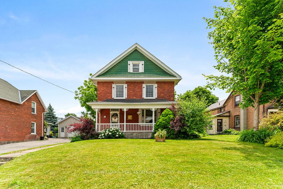1379 Killarney Beach
