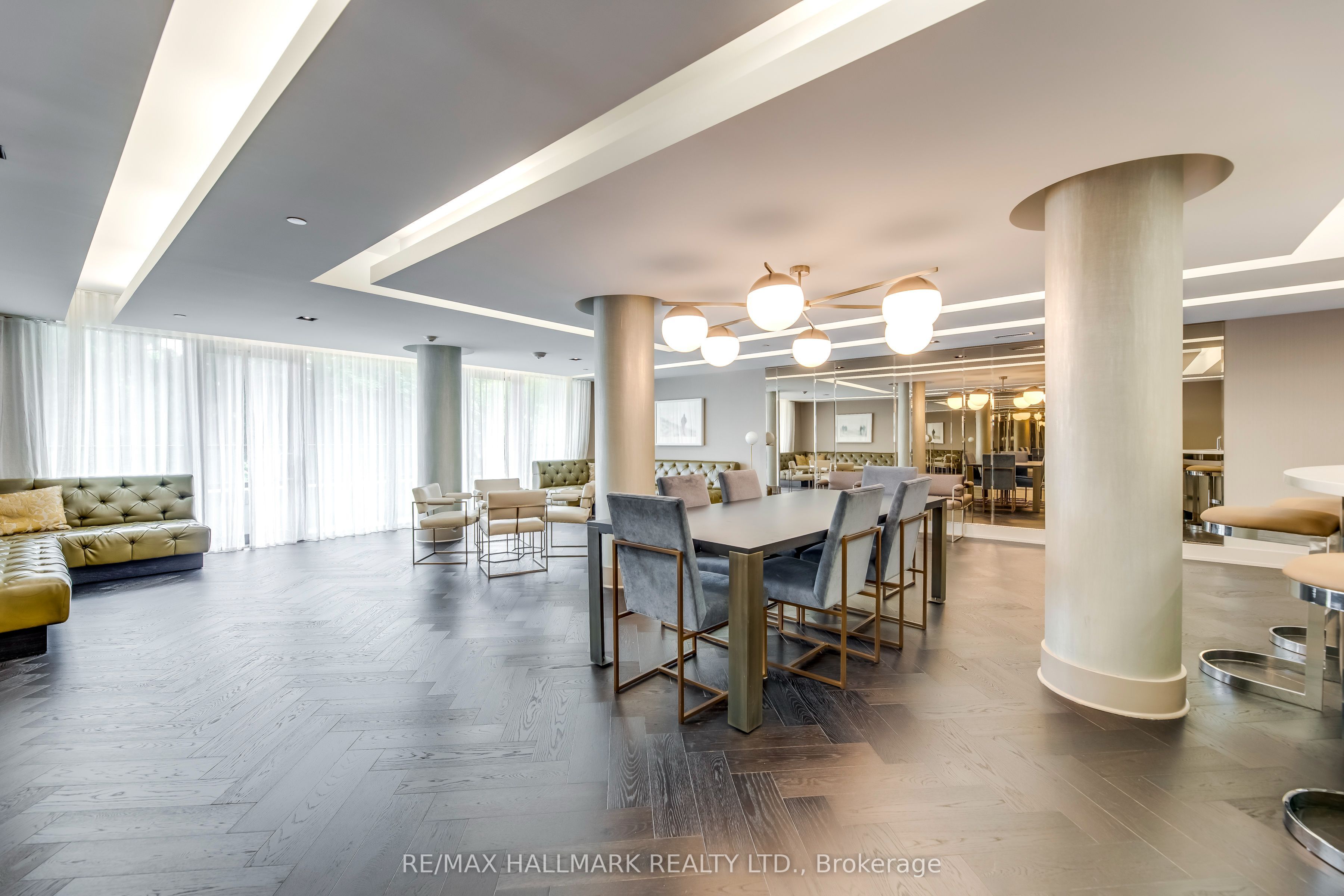 170 Chiltern Hill Road, #208