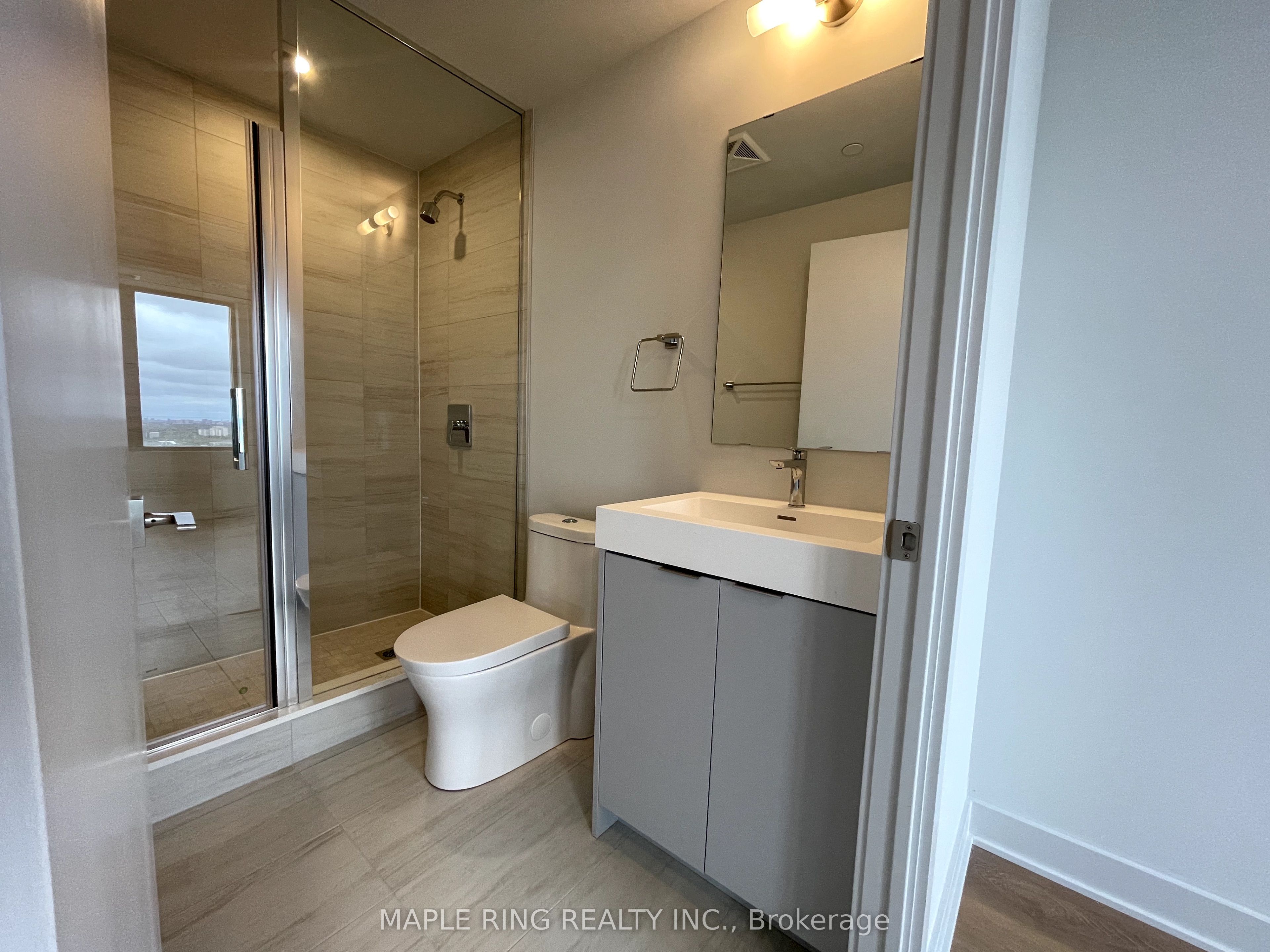 2920 Highway 7 Road, #3905