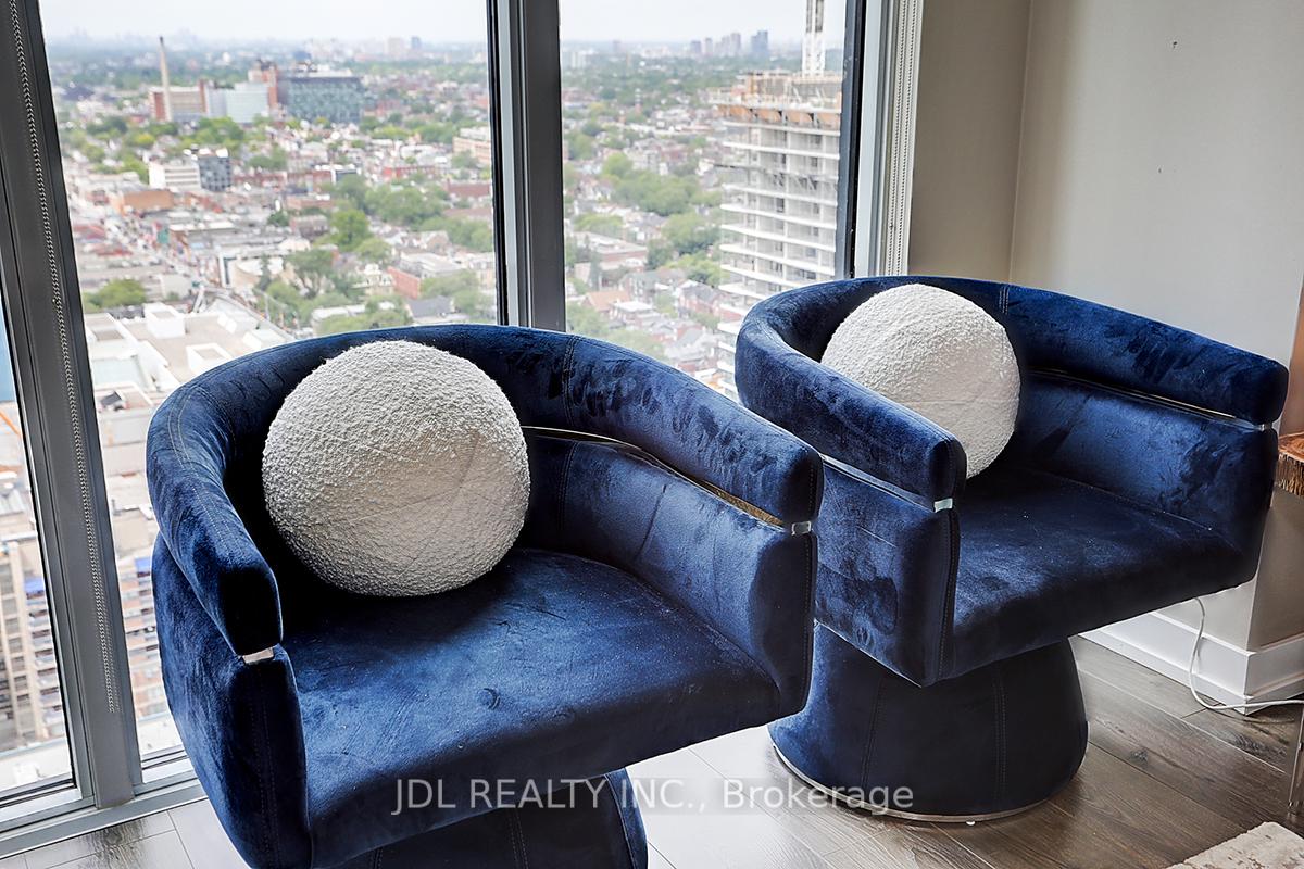 2 Bedrooms Condo at 426 University, Toronto For sale