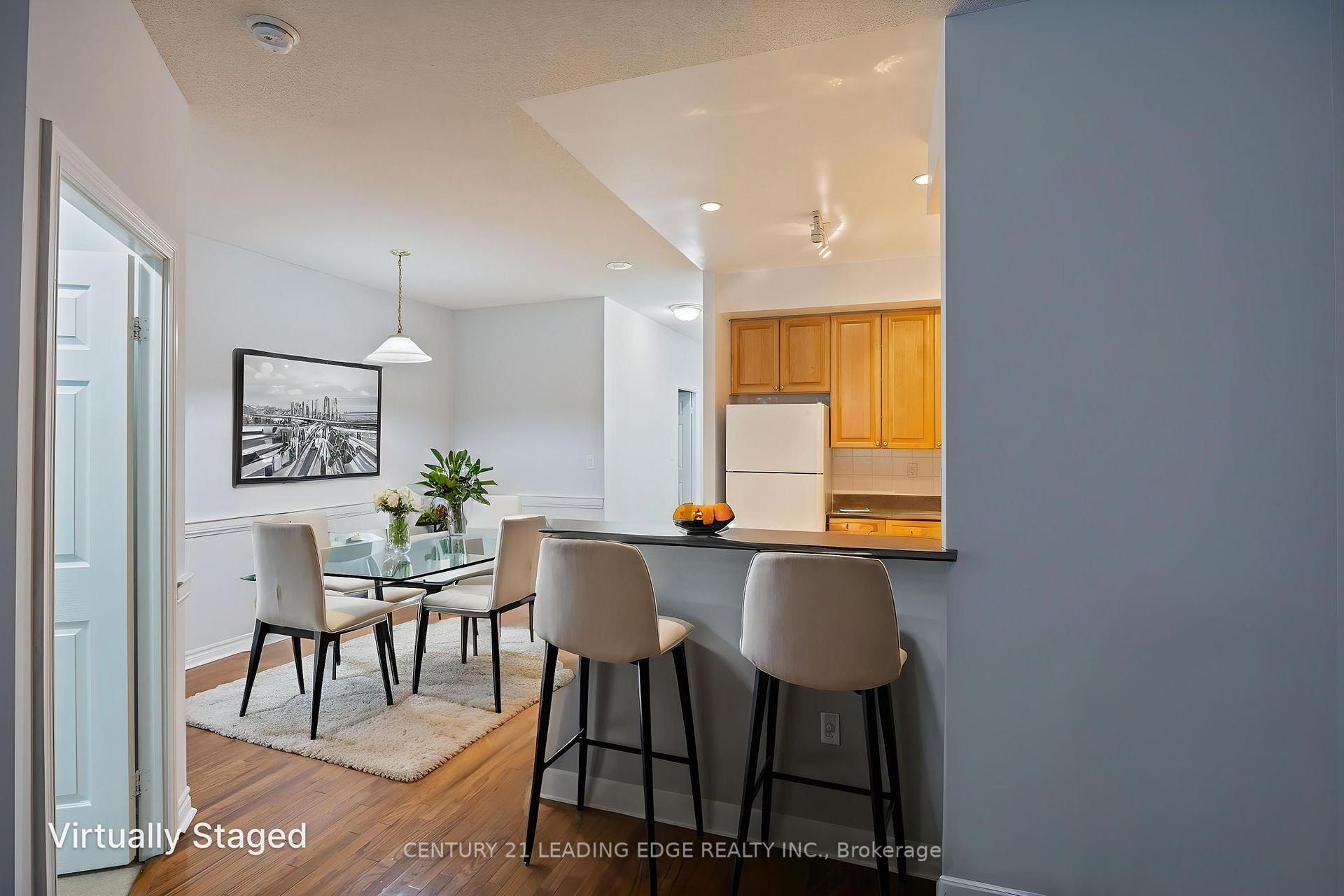 1 Bedroom Condo at 123 Omni, Toronto For sale