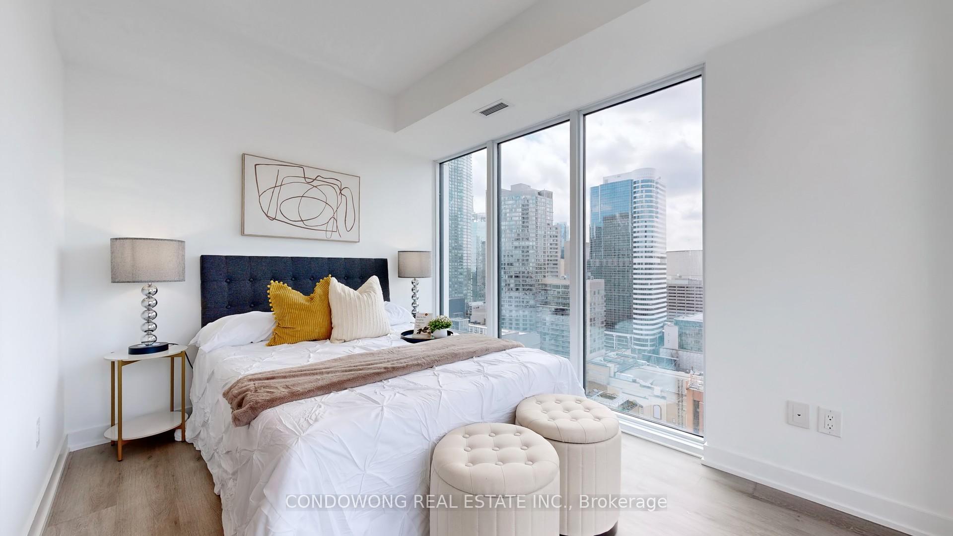 2 Bedrooms Condo at 252 Church,  Toronto For sale
