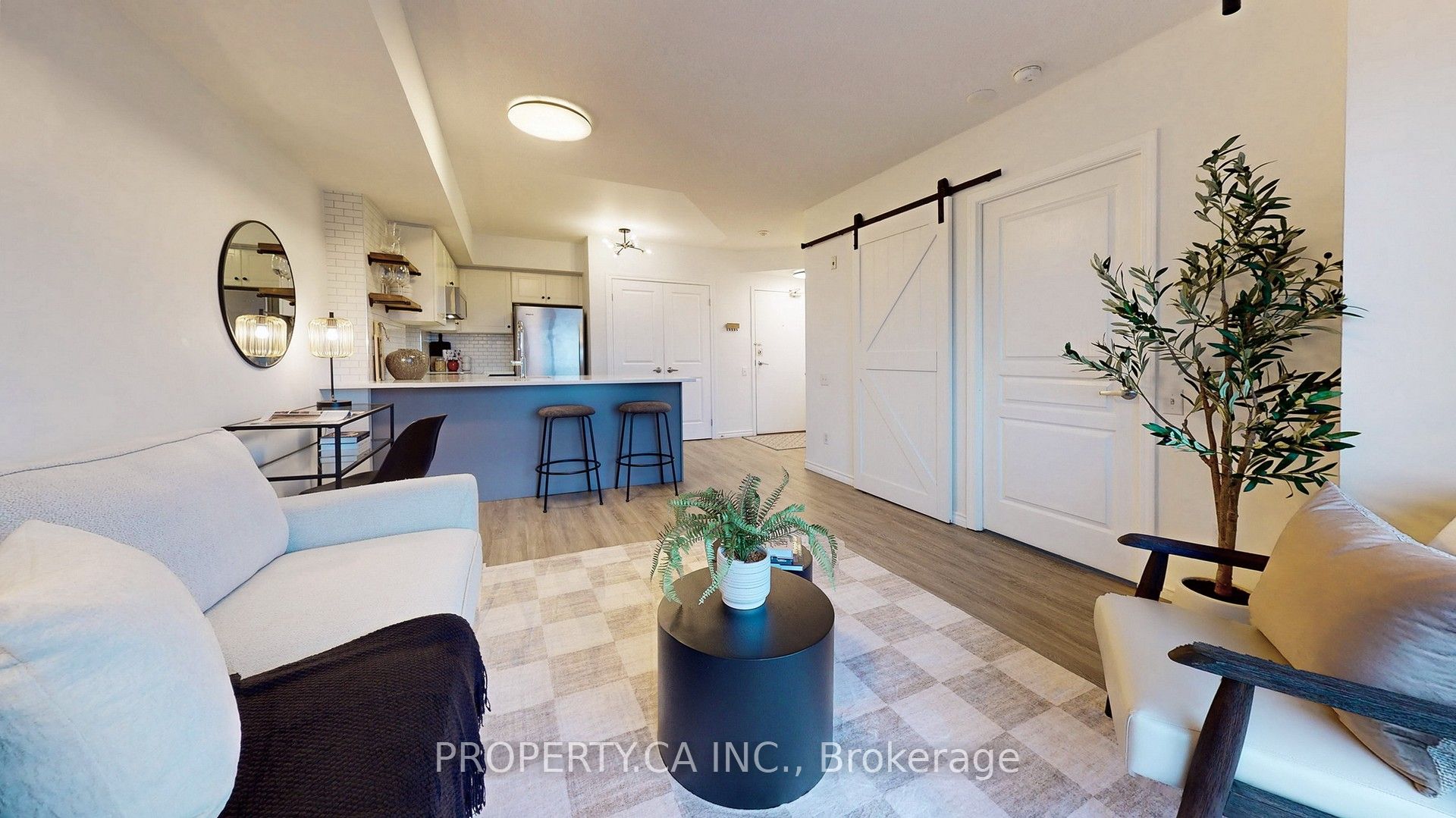 140 Bathurst Street, #Ph02