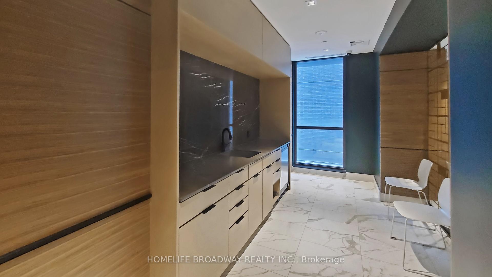 1 Bedroom Condo at 327 King, Toronto For sale