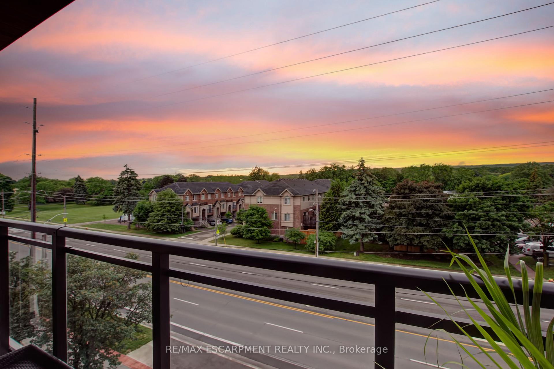 1 Bedroom Condo at 320 Plains, Burlington For sale