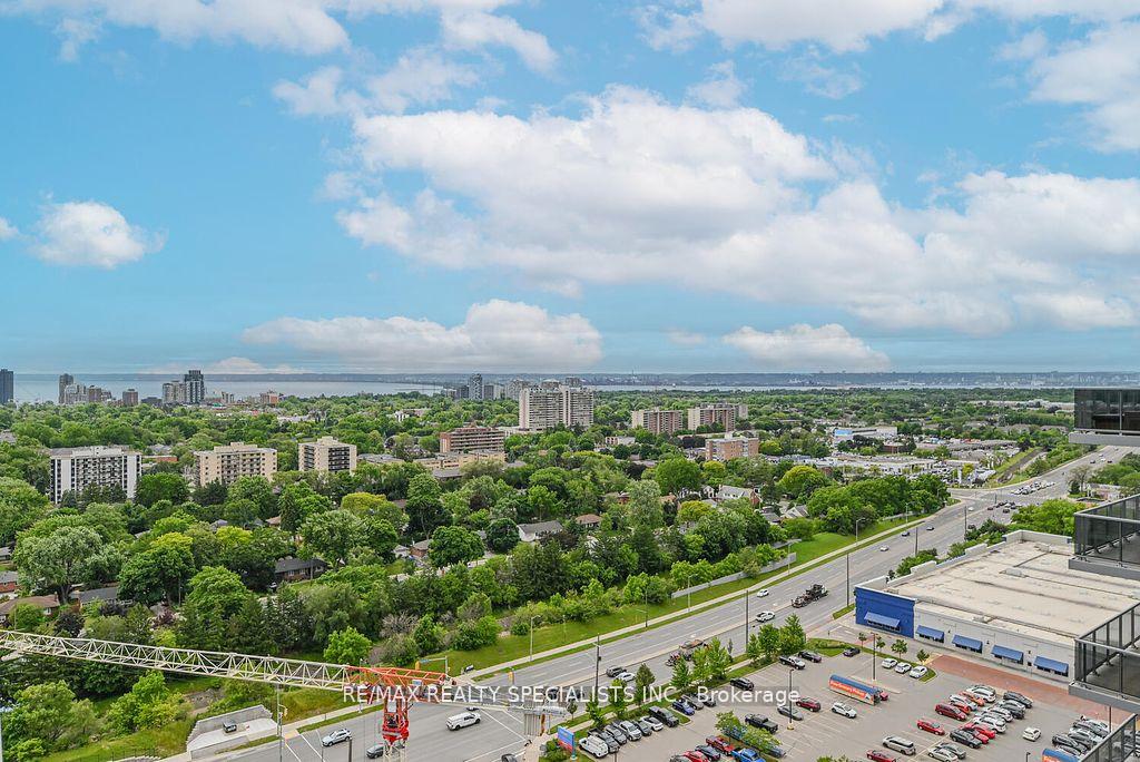 1 Bedroom Condo at 2087 Fairview, Burlington For sale