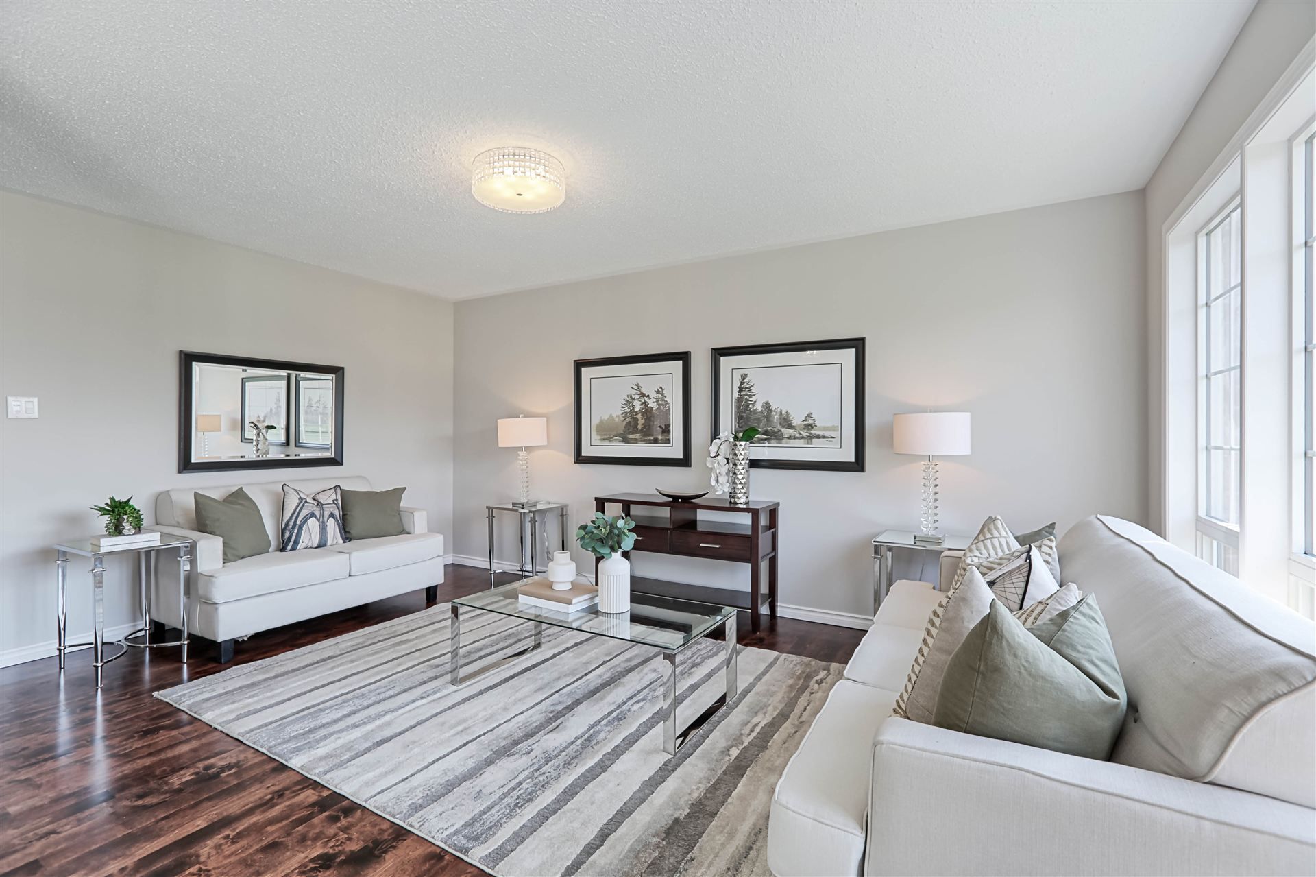 834 Mckay Crescent