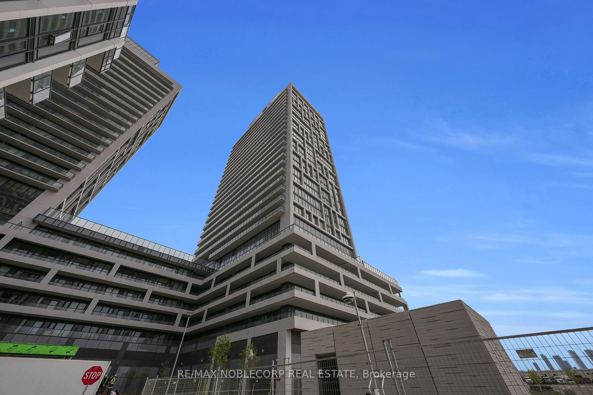 1 Bedroom Co-op at 8960 Jane, Vaughan For sale
