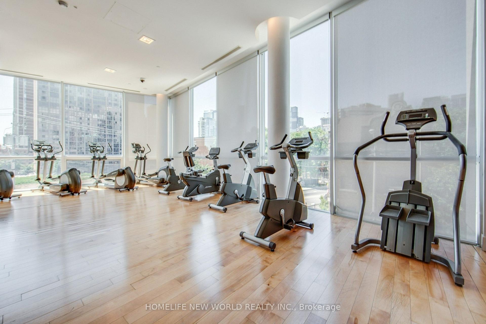 2 Bedrooms Condo at 120 Homewood, Toronto For sale