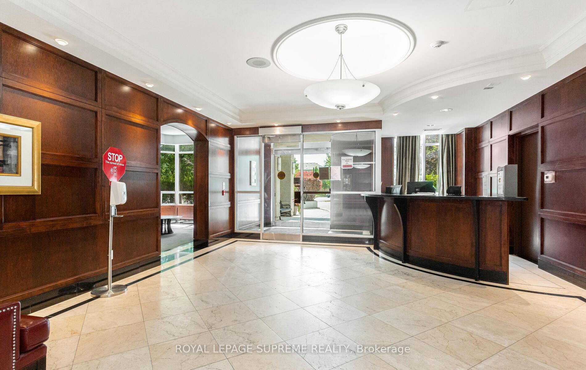 2 Bedrooms Condo at 35 Finch, Toronto For sale