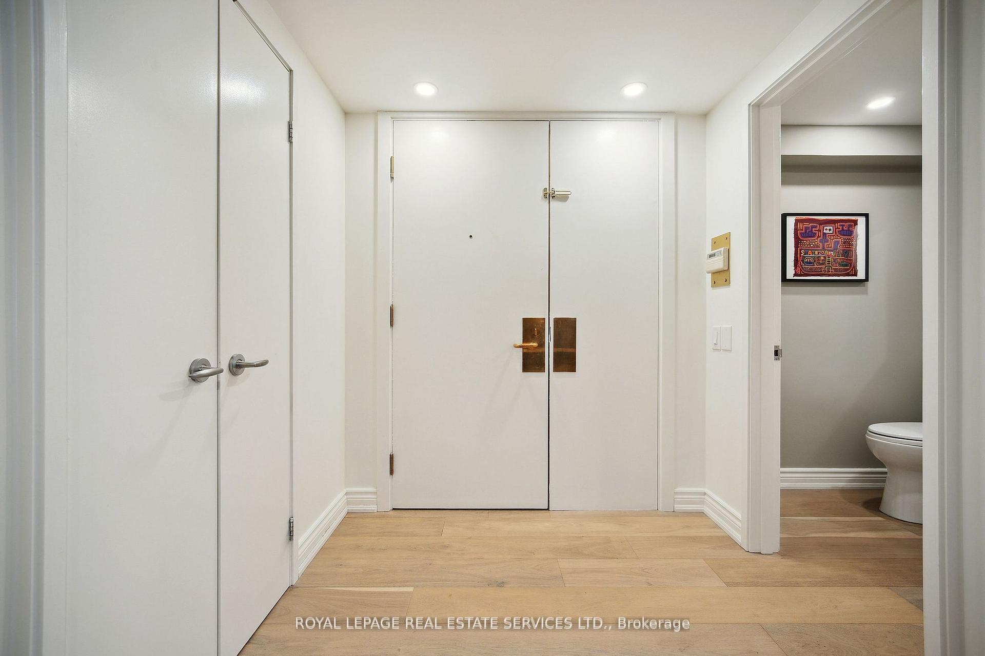 2 Bedrooms Condo at 480 Queens, Toronto For sale