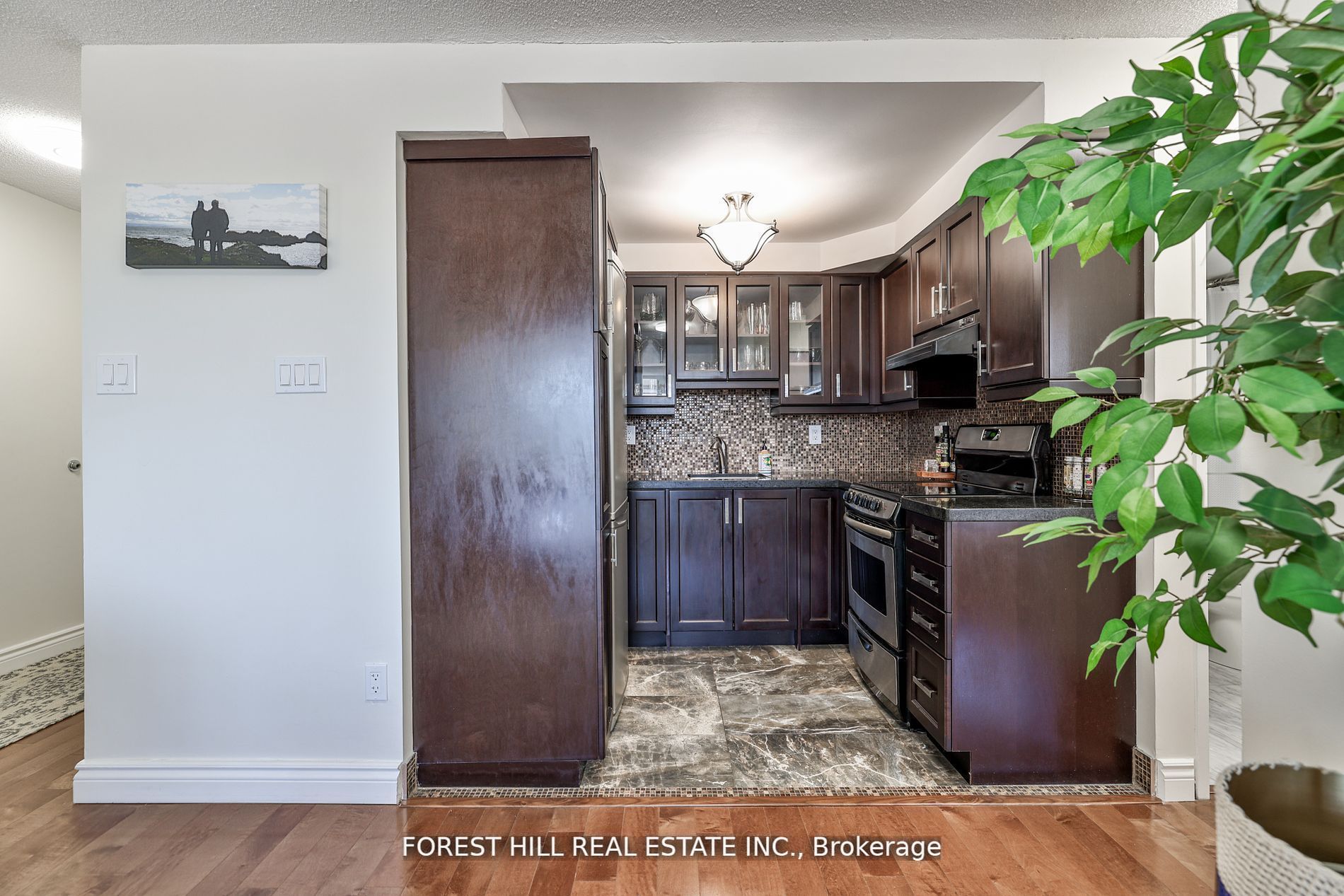 117 Gerrard Street, #503