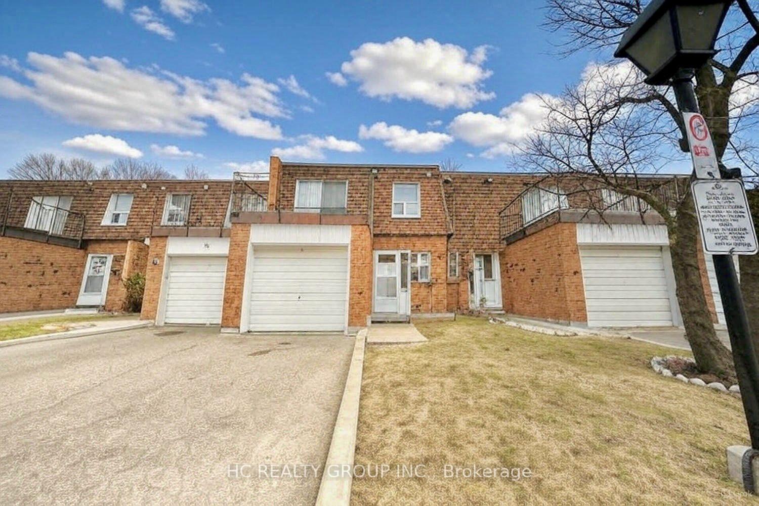 4 Bedrooms Condo at 201 Bridletowne,  Toronto For sale