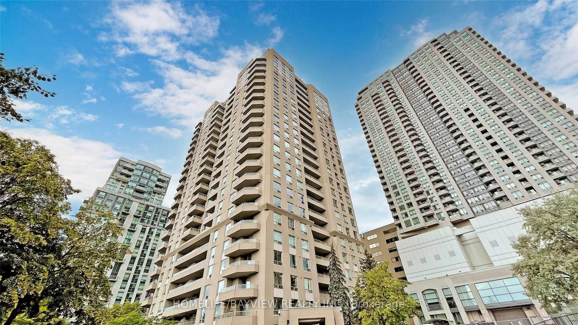 2 Bedrooms Condo at 18 Hillcrest, Toronto For sale