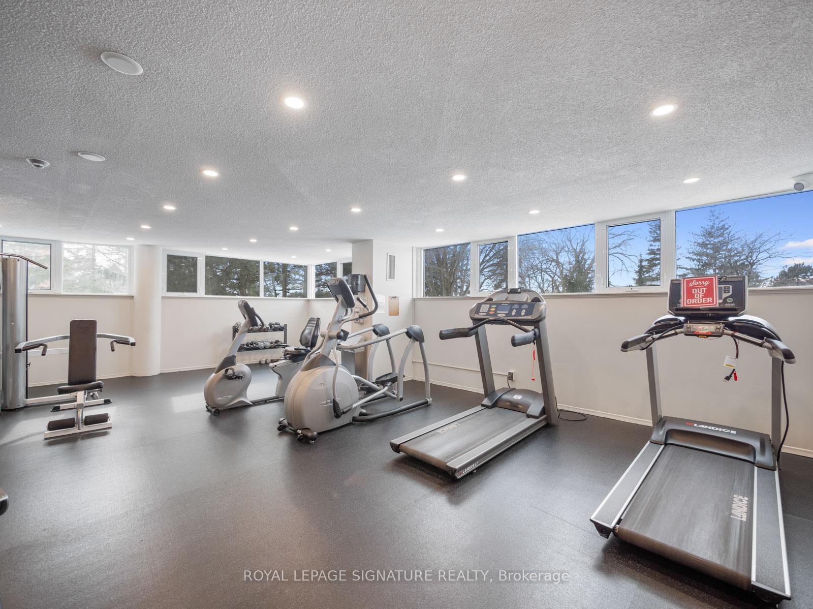 2 Bedrooms Condo at 20 Dean Park, Toronto For sale
