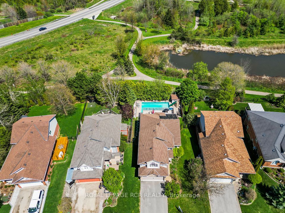 71 Hunter Road, Orangeville, ON L9W 5C5