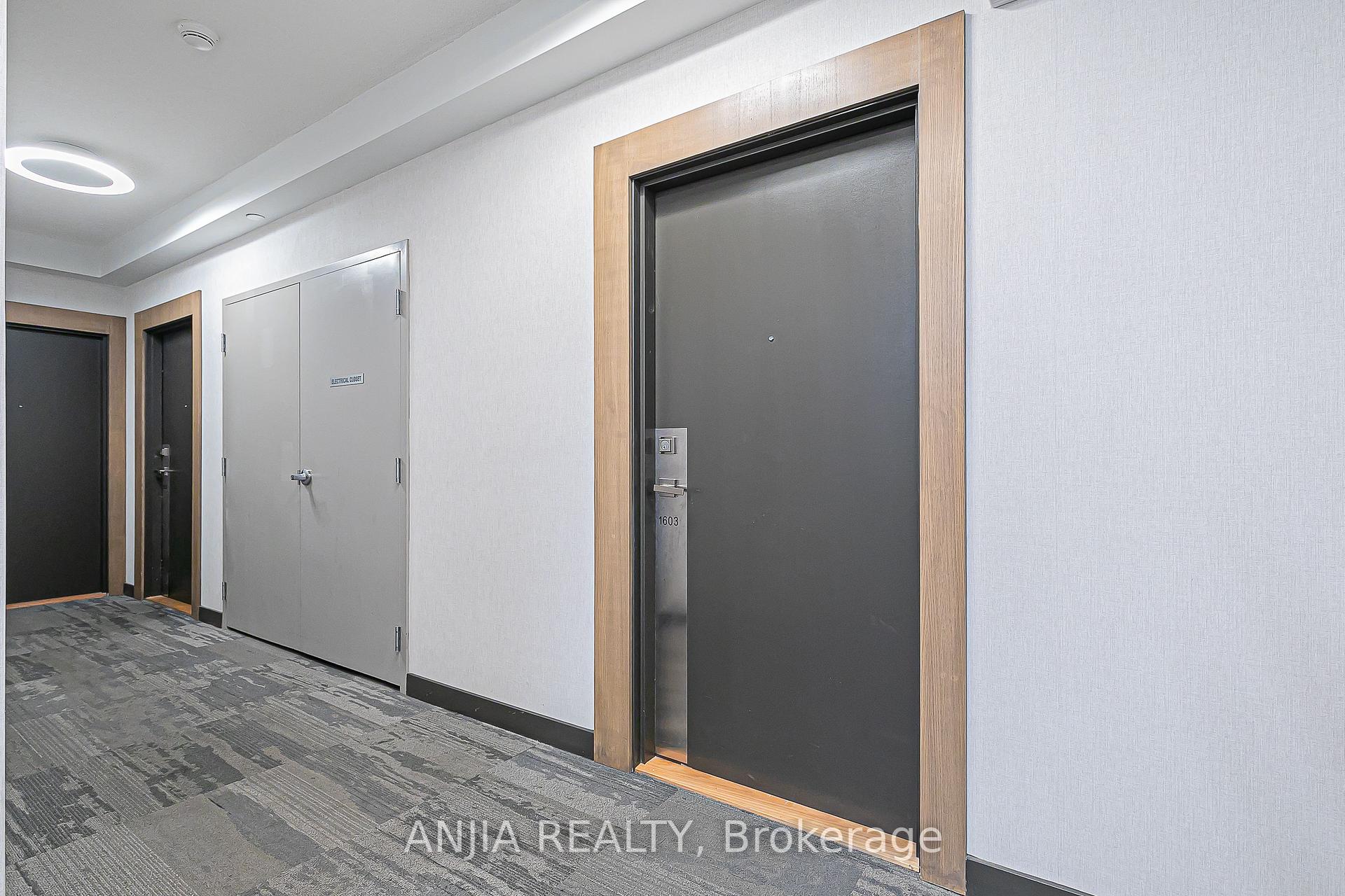 Condo at 180 Fairview Mall, Toronto For sale