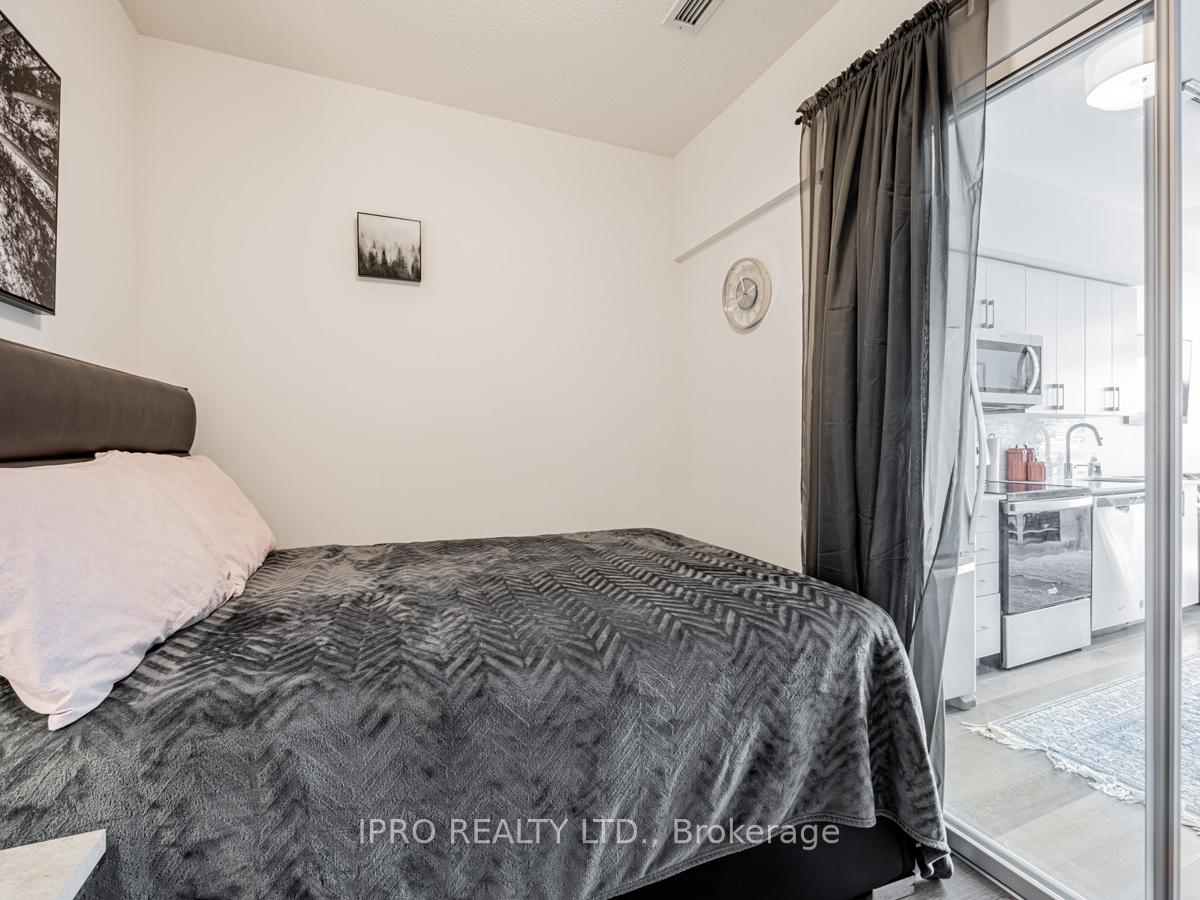 3 Bedrooms Condo at 3121 Sheppard, Toronto For sale