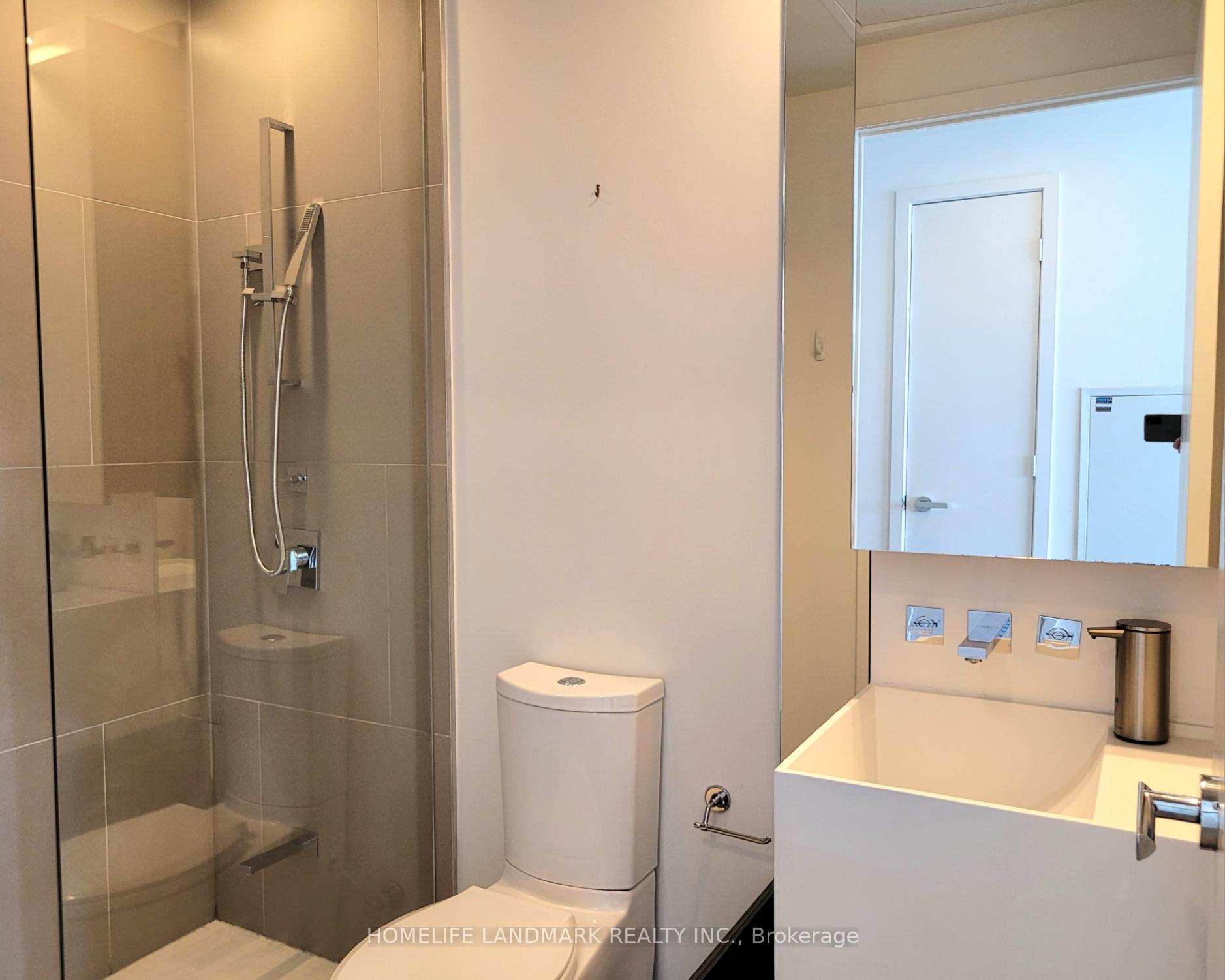 1 Bedroom Condo at 1 Bloor, Toronto For sale