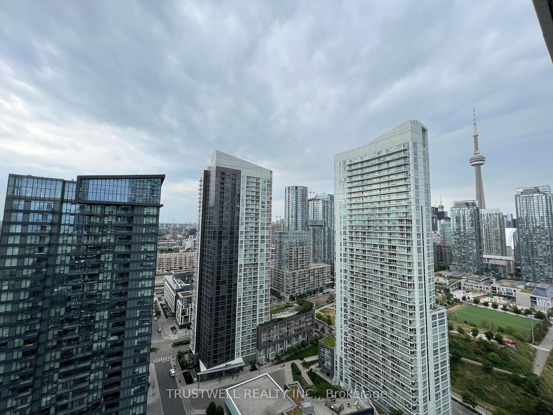1 Bedroom Condo at 17 Bathurst, Toronto For sale
