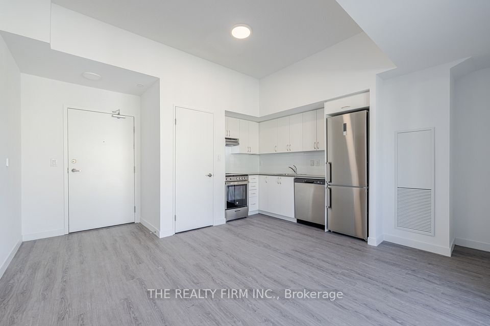 #313 - 375 South Street, London East, ON N6B 2M1