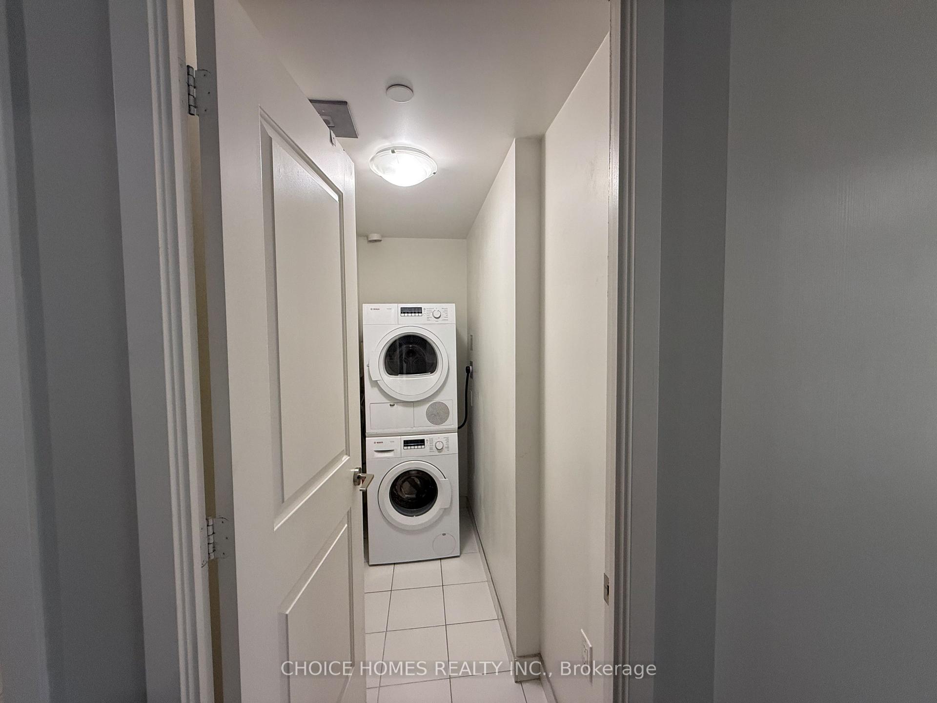 2 Bedrooms Condo at 1 The Esplanade,  Toronto For sale