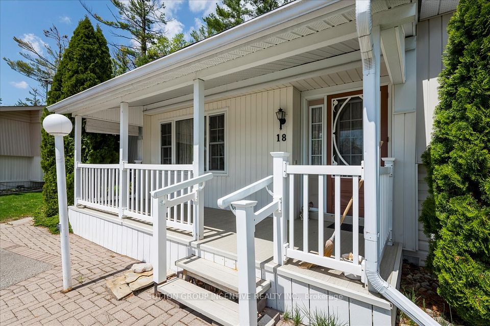 18 Riverview