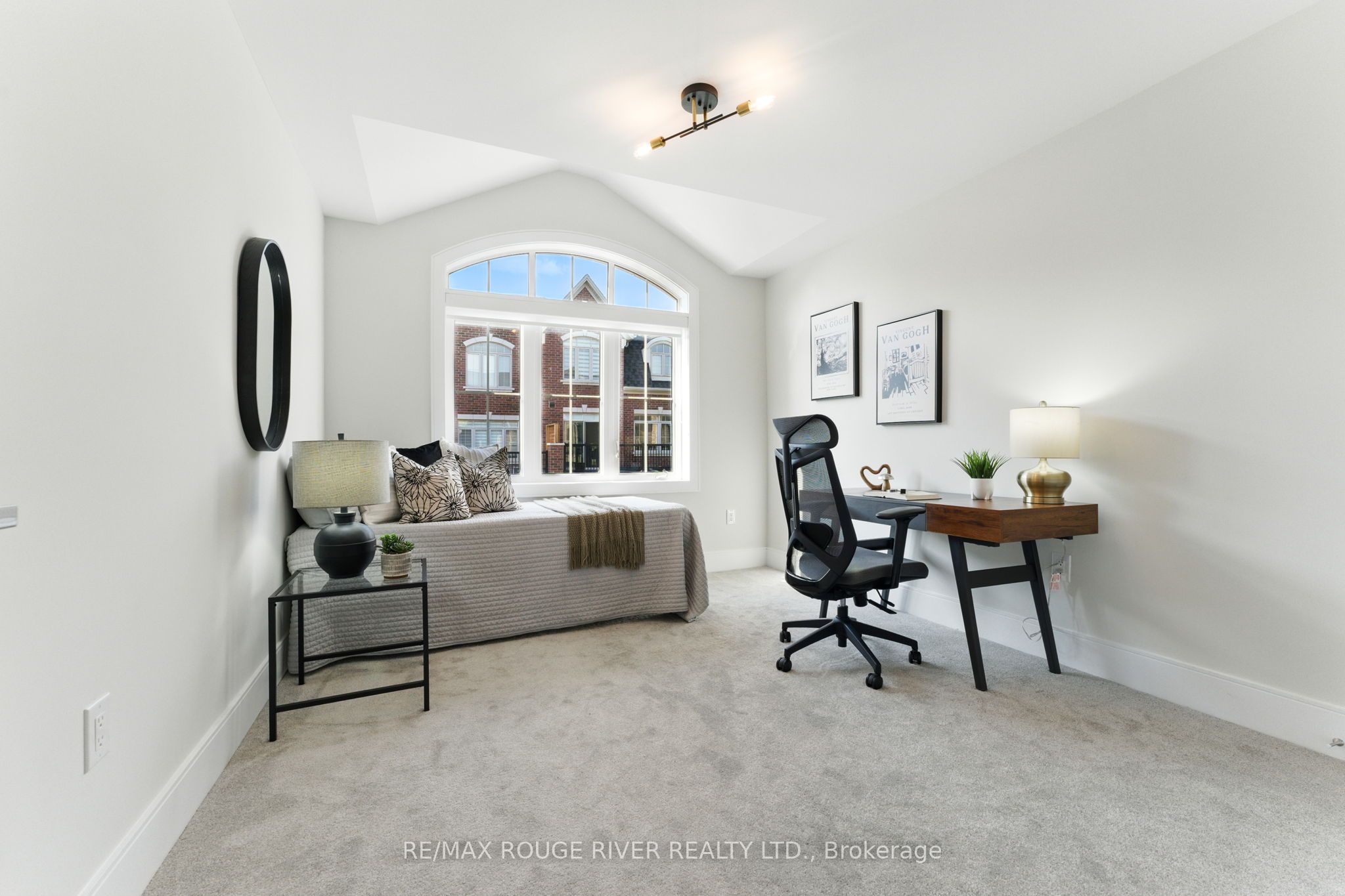 7 Caviglia Lane