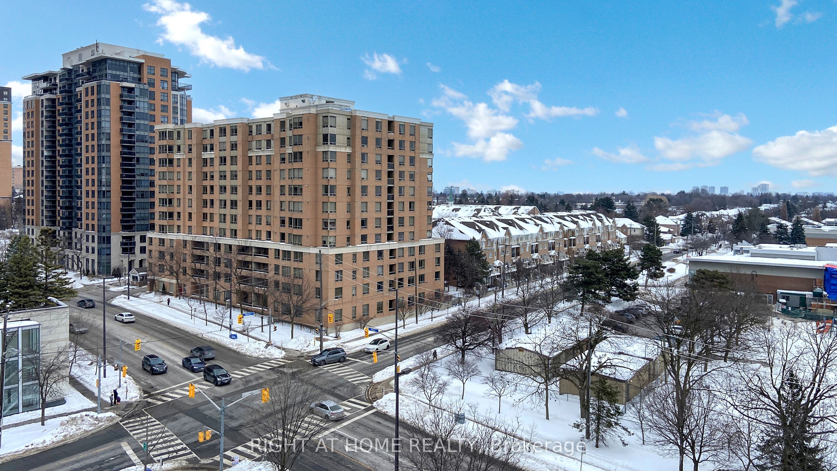 8 Mckee Avenue, #901