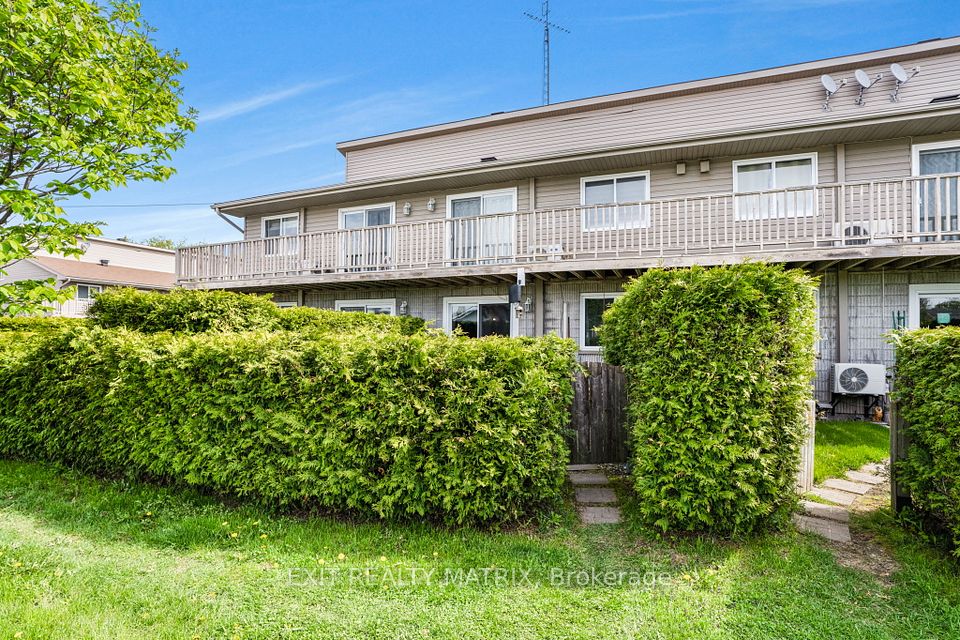 770 St Jean