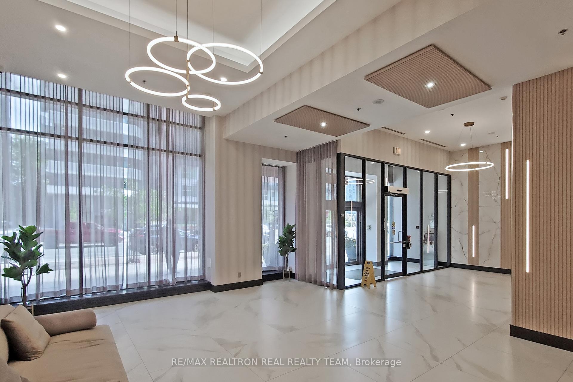 1 Bedroom Condo at 4070 Confederation, Mississauga For sale