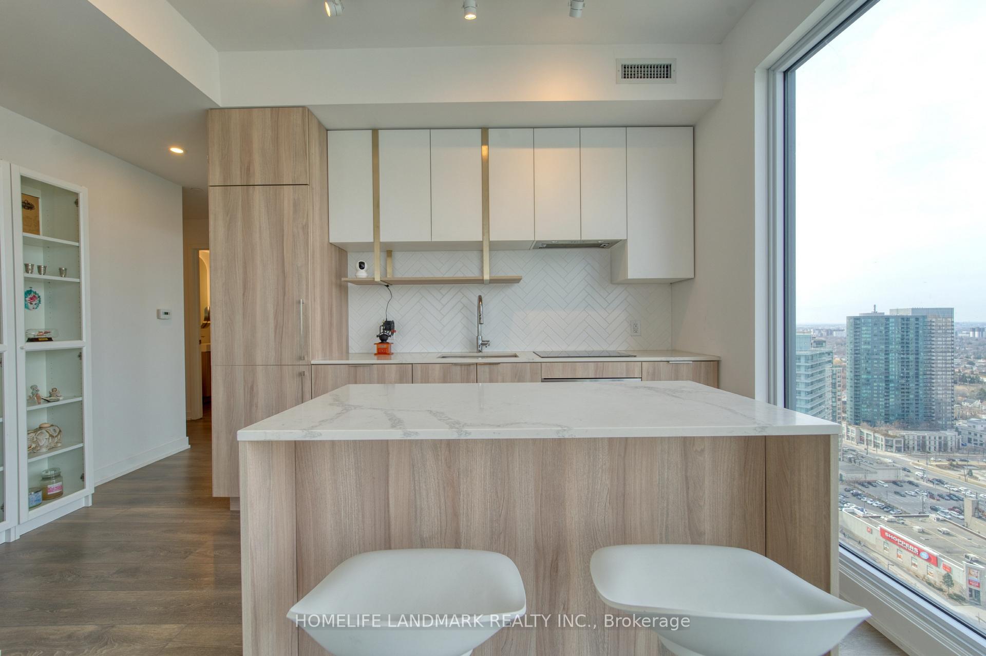 2 Bedrooms Condo at 15 HOLMES,  Toronto For sale