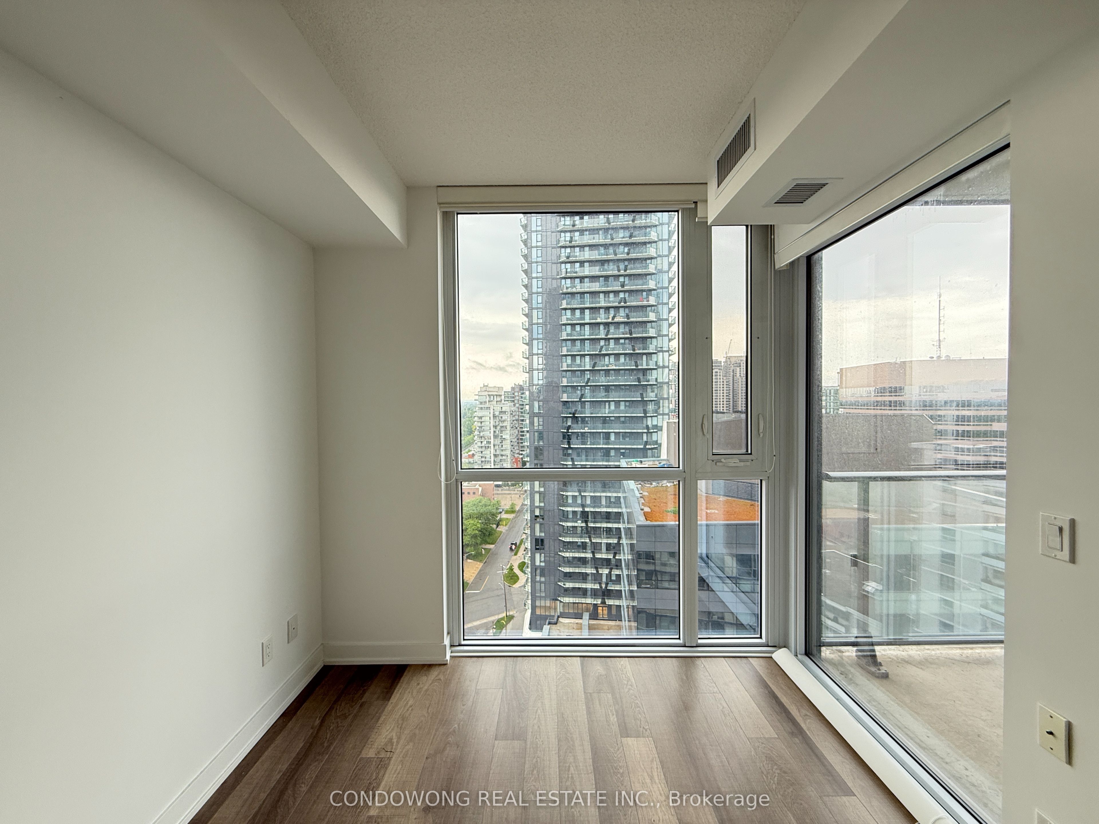 5180 Yonge Street, #1502