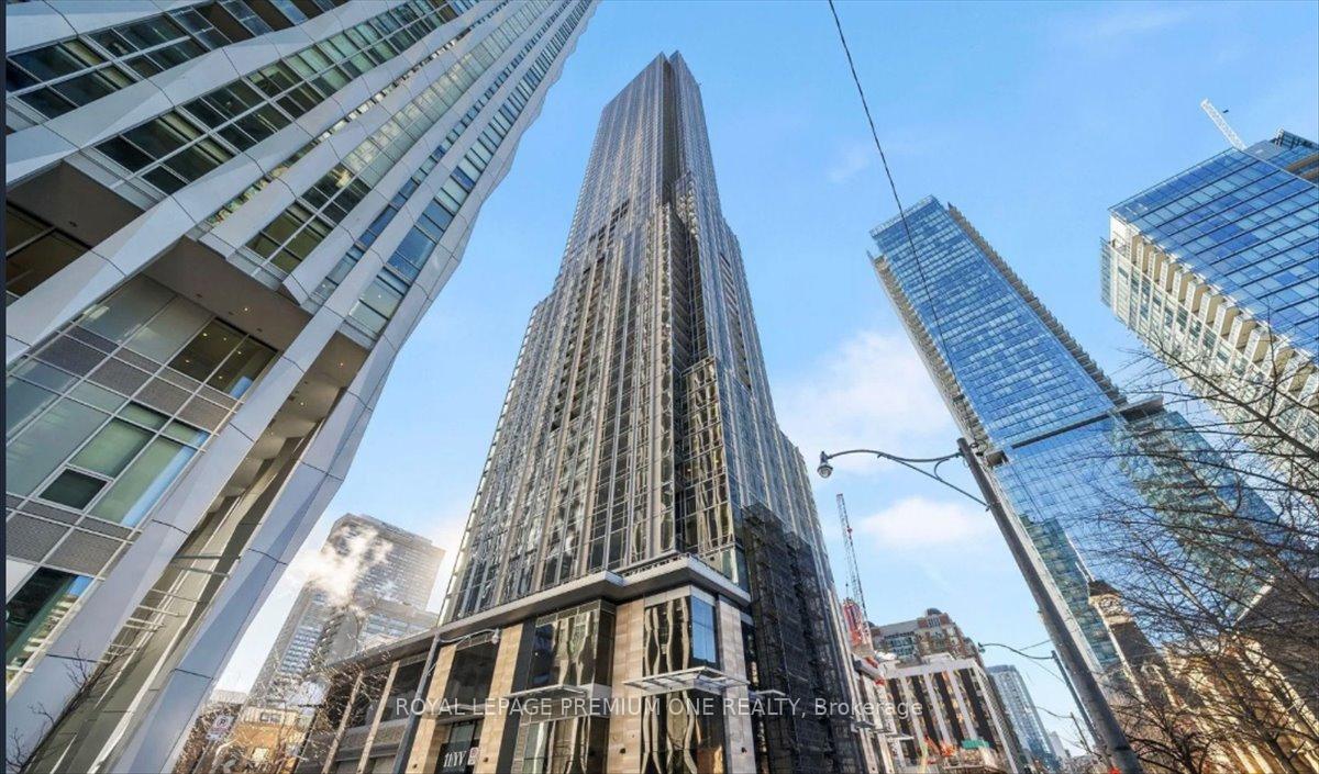 2 Bedrooms Condo at 11 Yorkville, Toronto For sale