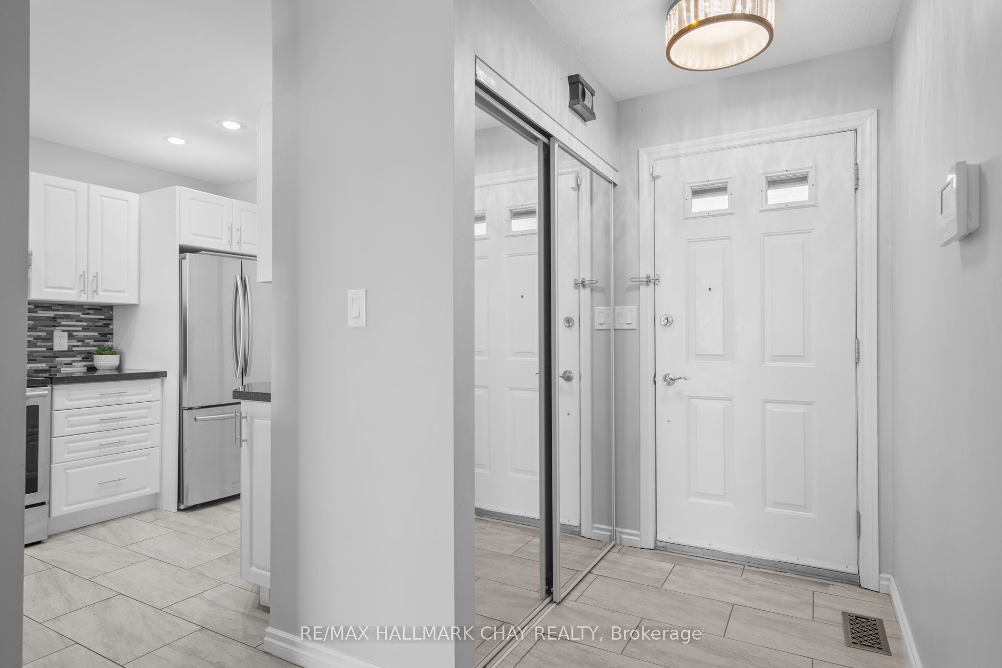 #4 - 1 Olive Crescent, Orillia, ON L3V 7N5