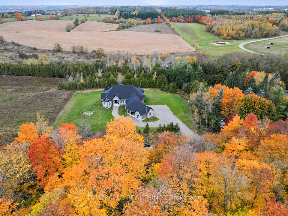 9042 Sideroad 10