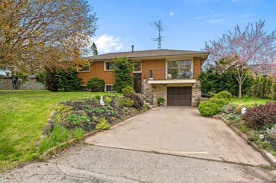 630 Westview