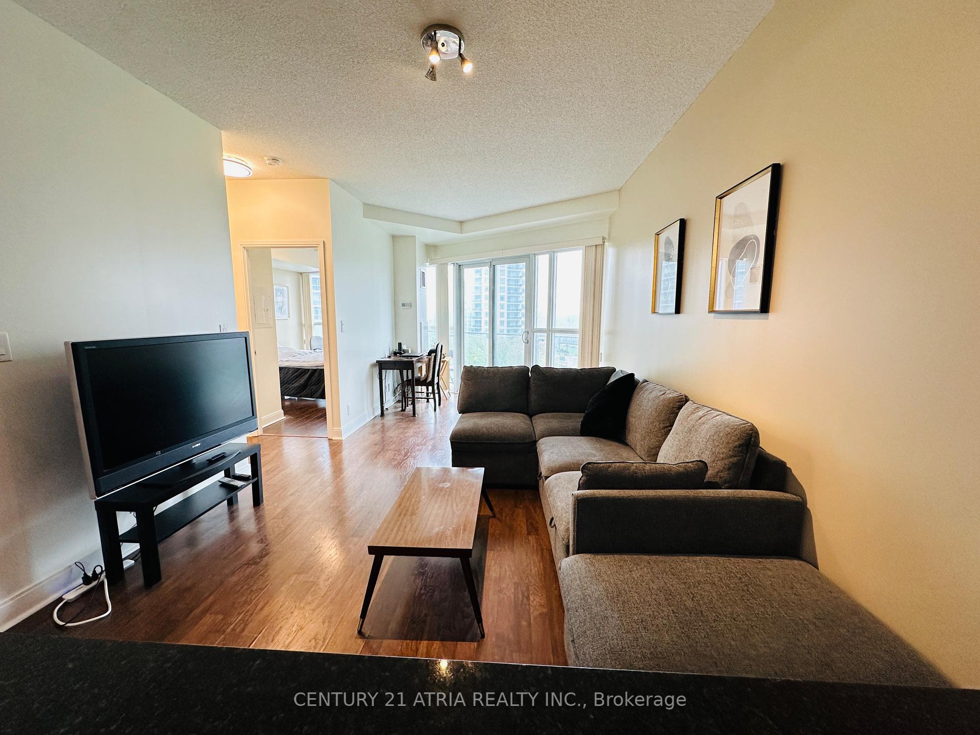 2 Bedrooms Condo at 50 Absolute, Mississauga For sale
