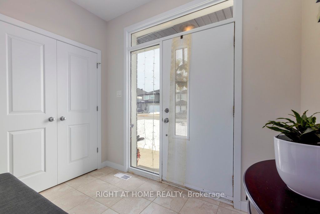 636 Rouncey Road, Kanata, ON K2V 0P2