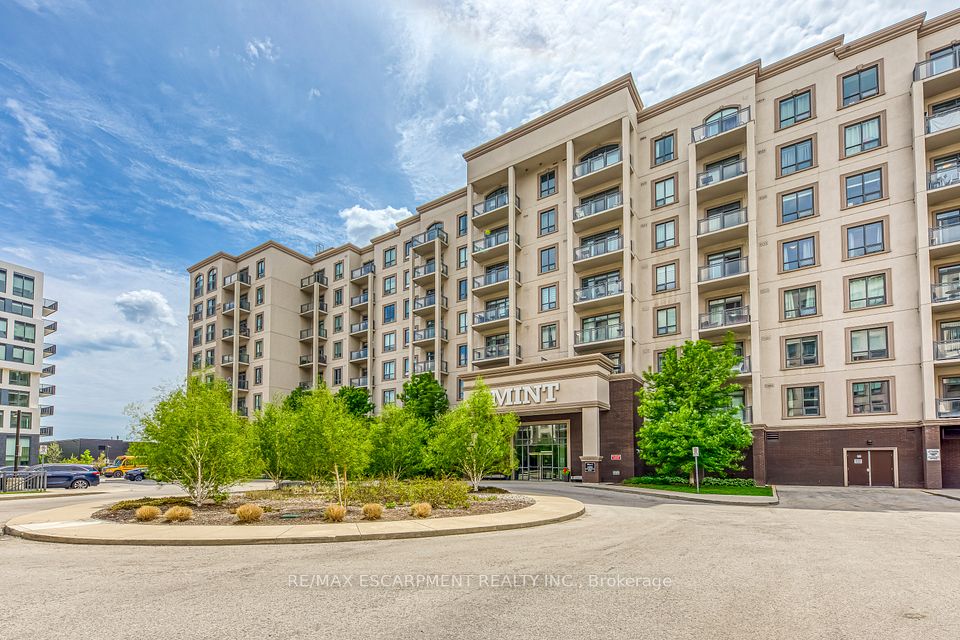 #613 - 2490 Old Bronte Road, Oakville, ON L6M 0Y5