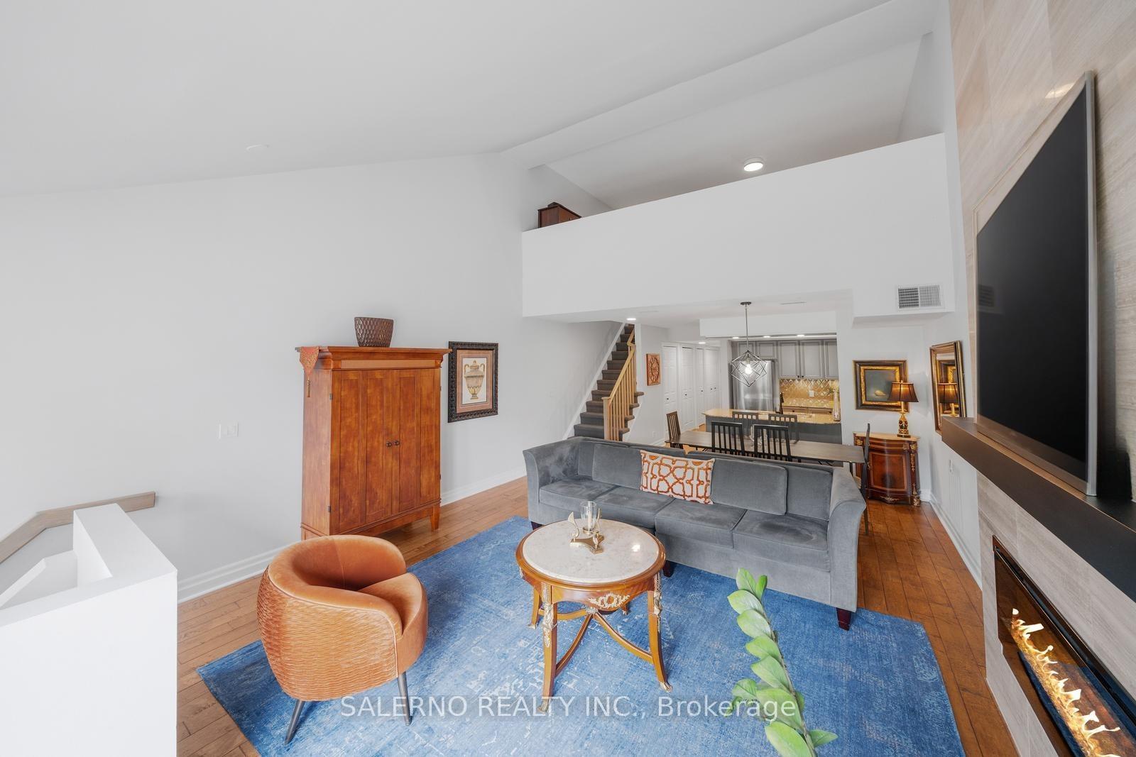 3 Bedrooms Condo at 128 Aerodrome, Toronto For sale
