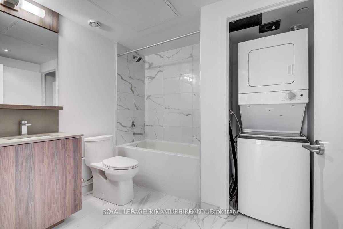 85 Wood Street, #3905