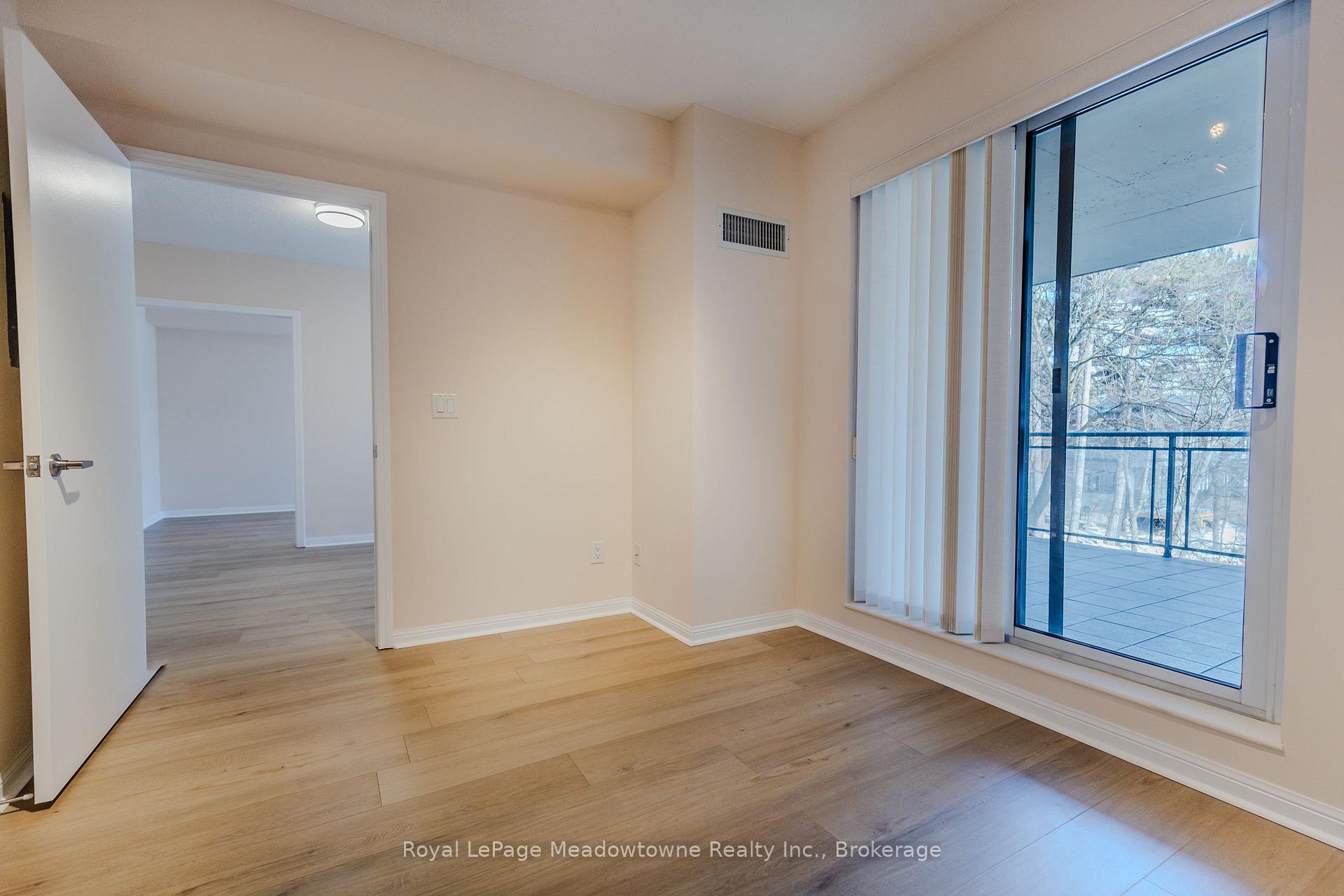 2 Bedrooms Condo at 1801 Bayview, Toronto For sale